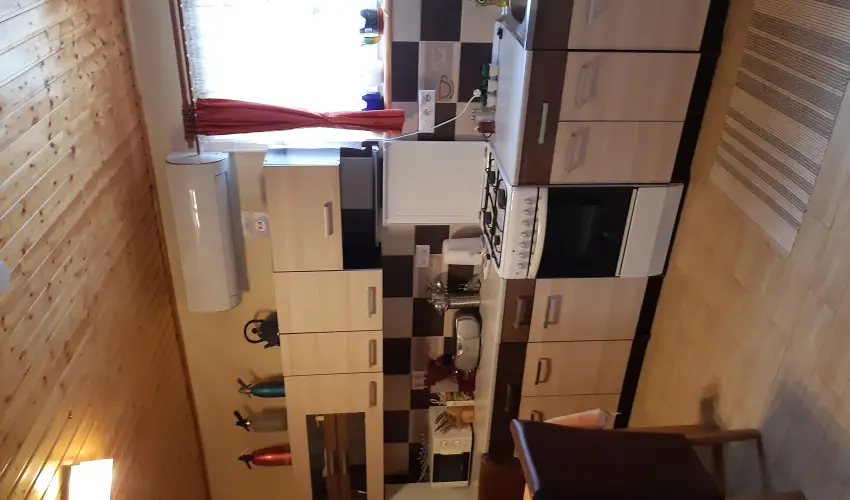 Andrea Vendghz Kehidakustny