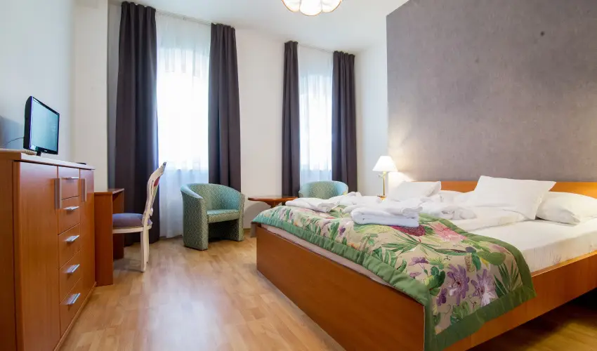 Batthyny Kria Zalacsny