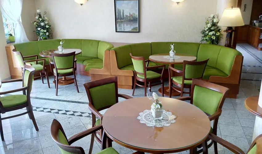 Fortuna Villa H�v�z