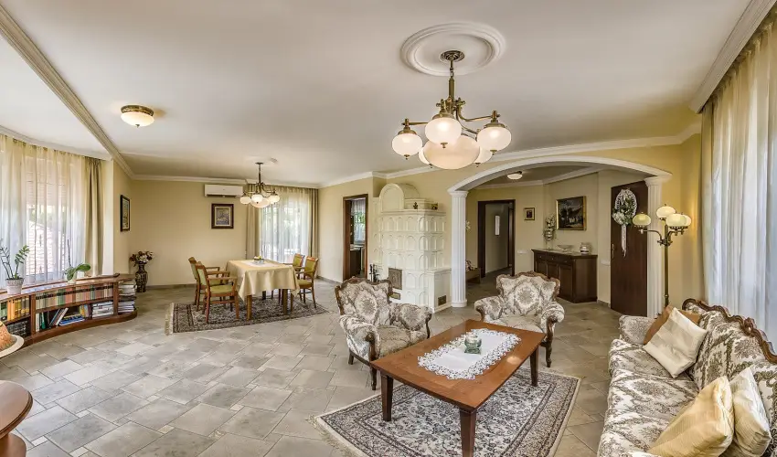 Fortuna Villa H�v�z