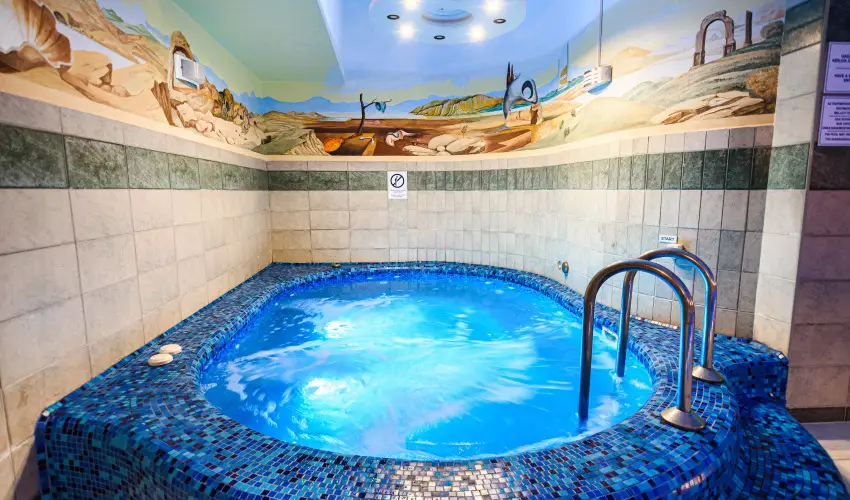 Holiday Club Apartman Hotel H�v�z H�v�z