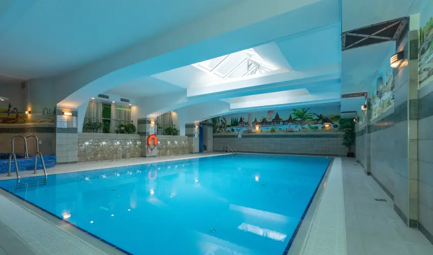 Holiday Club Apartman Hotel H�v�z H�v�z