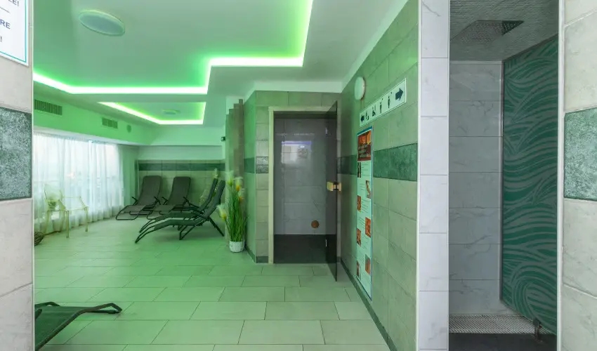Holiday Club Apartman Hotel H�v�z H�v�z