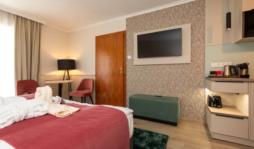 Holiday Club Apartman Hotel H�v�z H�v�z
