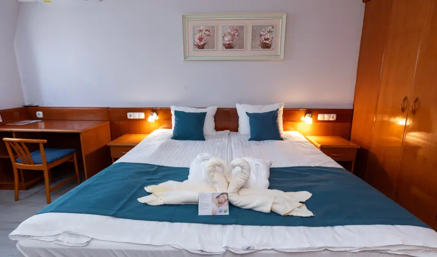 Holiday Club Apartman Hotel H�v�z H�v�z
