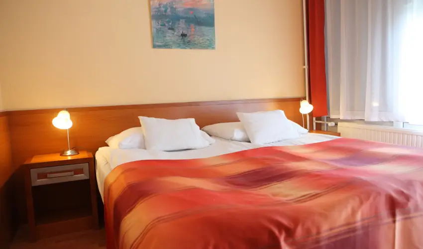 Hotel Napsugr Hvz Hvz