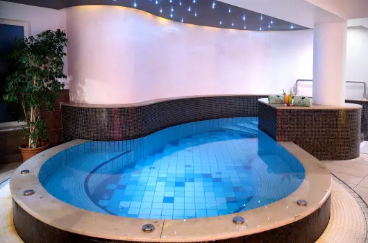 Palace Hotel, H�v�z, Zalakaros - 21 km