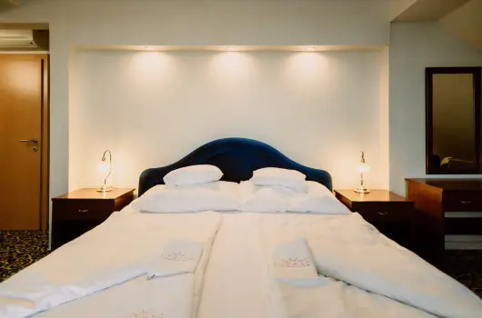 Korona Panzi� �s �tterem, H�v�z, Zalakaros - 21 km