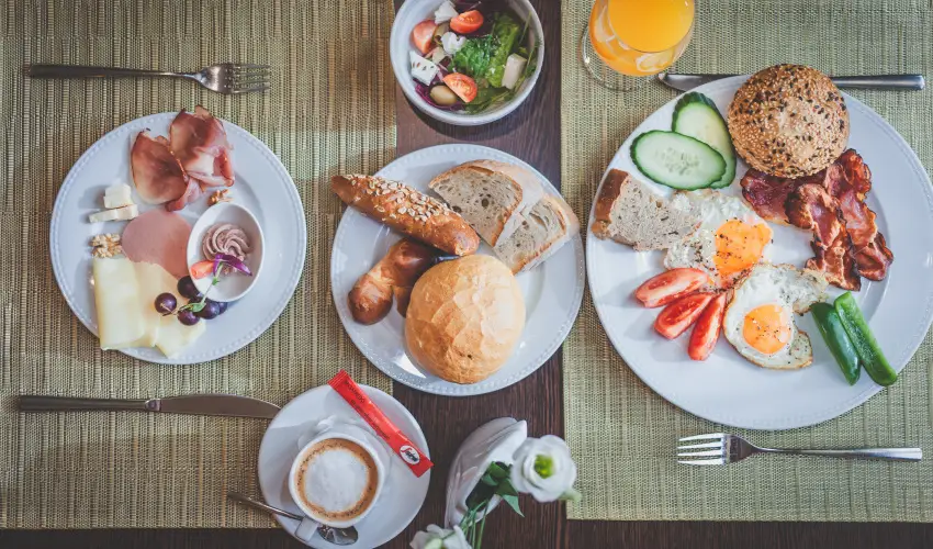 Korona Panzi s tterem Hvz