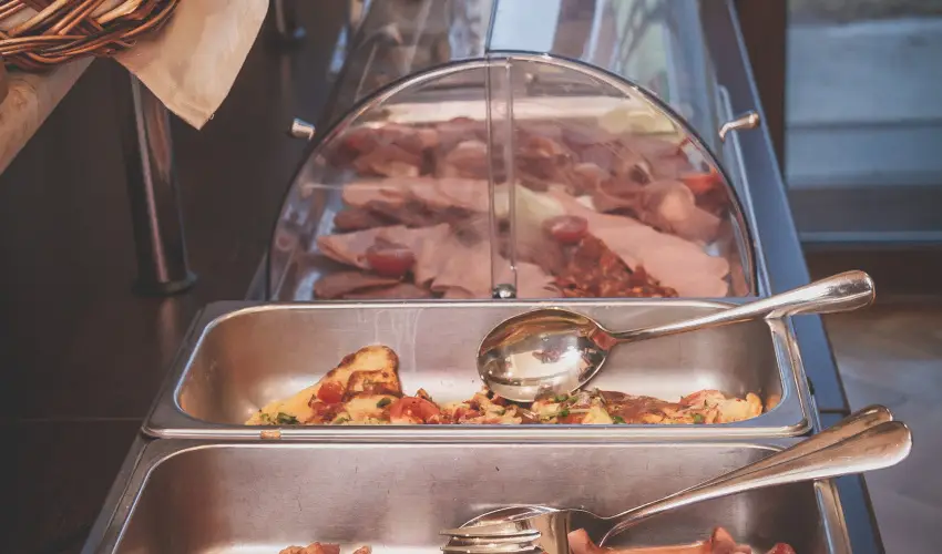 Korona Panzi s tterem Hvz