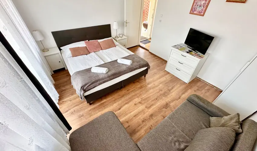 Szent Orb�n Panzi� Zalakaros - Kutyabar�t apartmanok Zalakaros