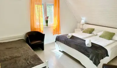 Szent Orb�n Panzi� Zalakaros - Kutyabar�t apartmanok Zalakaros