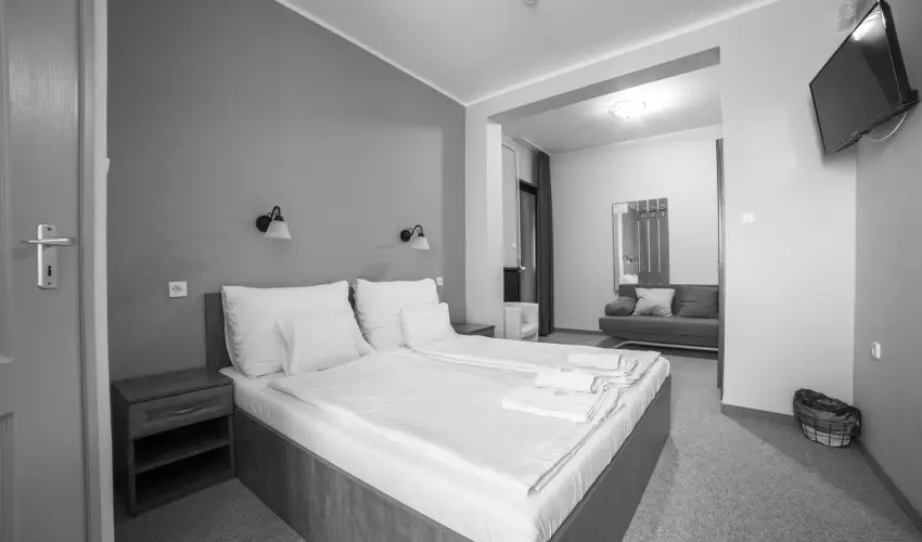 Pelso Panzi� Balatonm�riaf�rd�