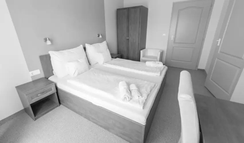 Pelso Panzi� Balatonm�riaf�rd�