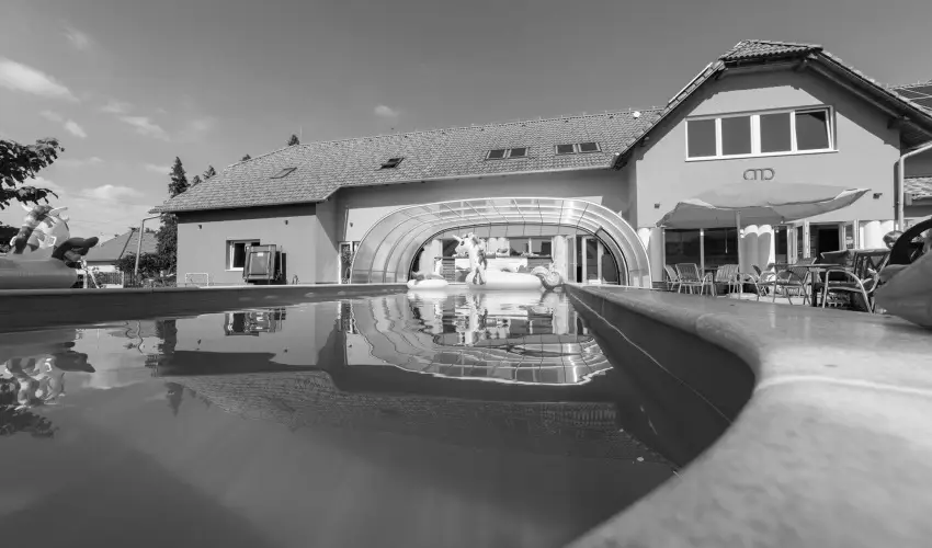 Pelso Panzi� Balatonm�riaf�rd�