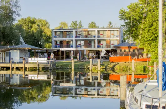 Port �tterem & Panzi�, Balatonm�riaf�rd�, Zalakaros - 26 km