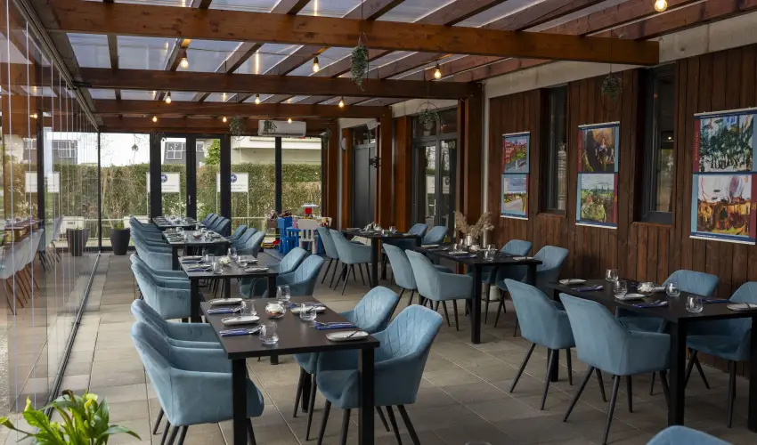 Port tterem & Panzi Balatonmriafrd