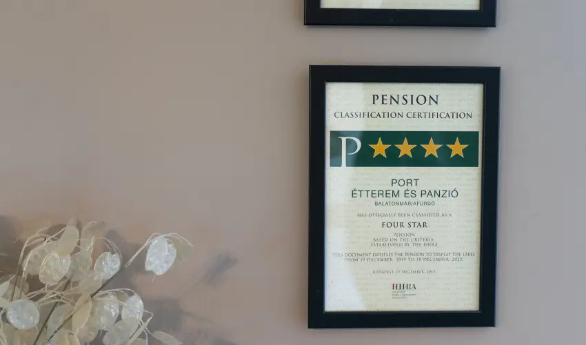 Port tterem & Panzi Balatonmriafrd