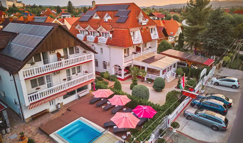 Tokajer Wellness Panzi� Keszthely