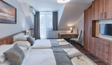 Tokajer Wellness Panzi� Keszthely