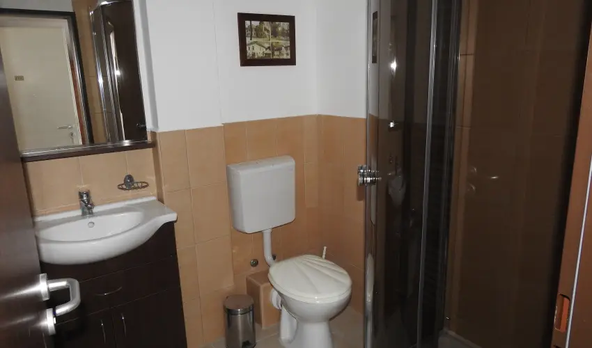 Viktor Bor- s Vendghz Balatonmriafrd