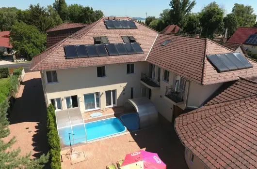 Viktor Bor- s Vendghz, Balatonmriafrd, Zalakaros - 25 km