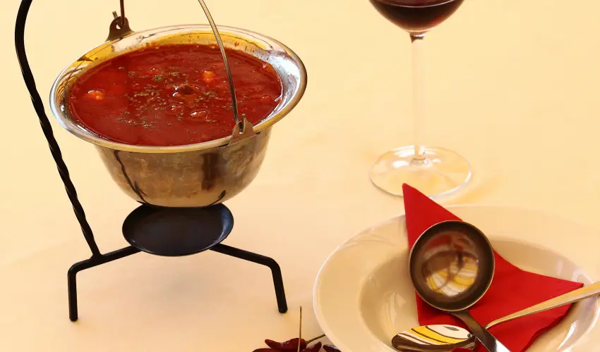 Viktor Bor- s Vendghz Balatonmriafrd