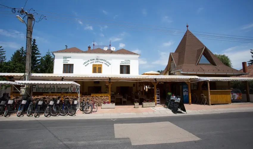 Viktor Bor- s Vendghz Balatonmriafrd